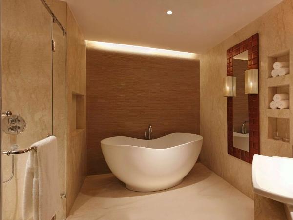 Hilton Jaipur : photo 9 de la chambre suite 1 chambre avec vue sur montagne