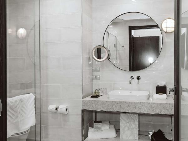 Doubletree By Hilton Wellington : photo 2 de la chambre chambre lit queen-size