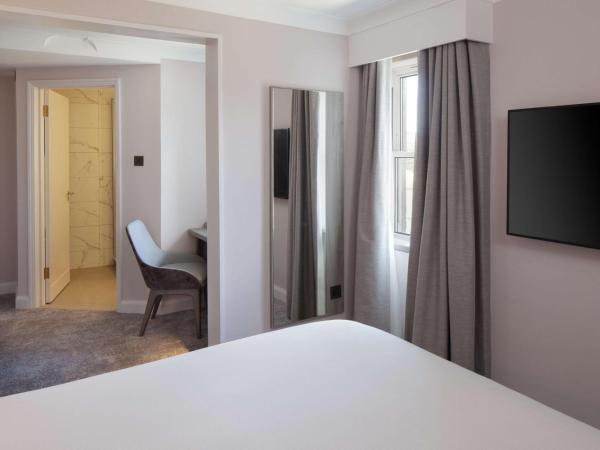 DoubleTree by Hilton Bath : photo 7 de la chambre chambre supérieure lit queen-size