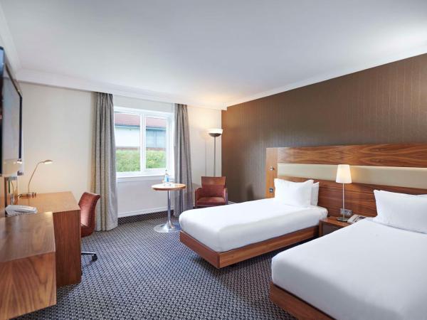 DoubleTree by Hilton Bristol North : photo 3 de la chambre chambre lits jumeaux