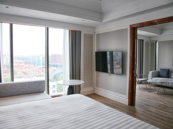 Sheraton Shanghai Pudong Riverside : photo 2 de la chambre premium king suite - concierge lounge access