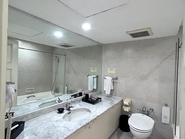 Kristal Hotel Jakarta : photo 5 de la chambre suite supérieure - 2 chambres