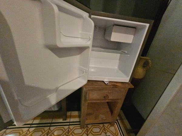 Central Downtown Guadalajara : photo 4 de la chambre petite chambre double