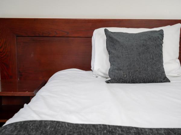 Channings Hotel by Greene King Inns : photo 2 de la chambre chambre familiale (2 adultes + 1 enfant)