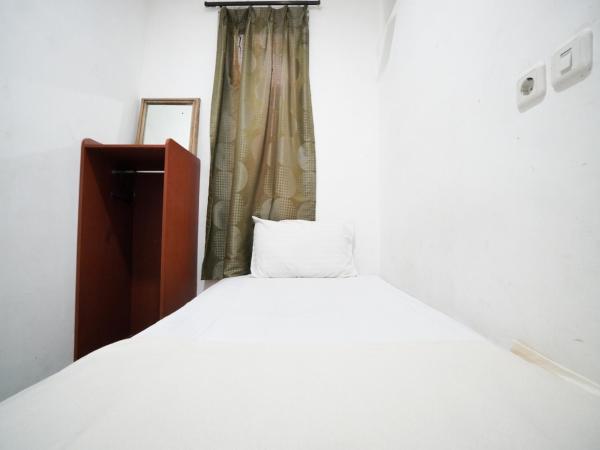 Griya Sawamah Syariah Mitra RedDoorz : photo 5 de la chambre chambre simple