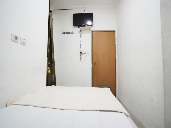 Griya Sawamah Syariah Mitra RedDoorz : photo 7 de la chambre chambre simple