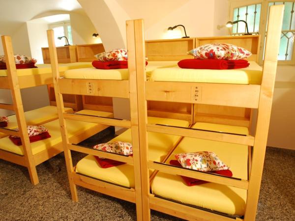 Hotel&Hostel Montarina : photo 3 de la chambre lit simple dans dortoir mixte