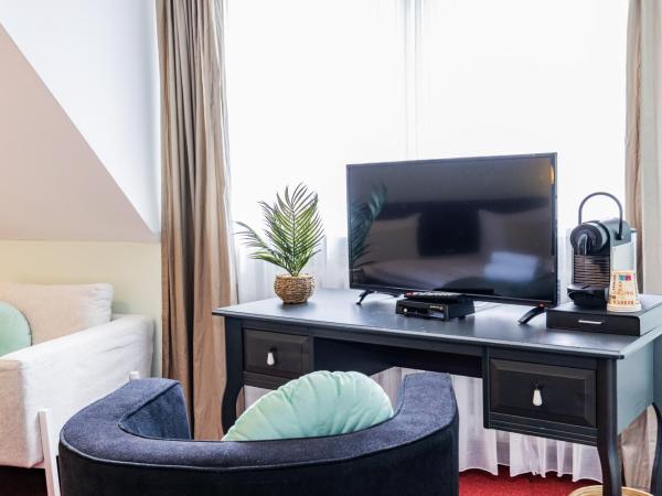 Hotel Fürst Garden : photo 7 de la chambre chambre quadruple