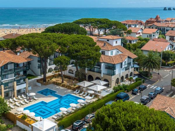 Hôtel Ibaia : photo 4 de la chambre chambre double avec balcon - vue sur port-piscine