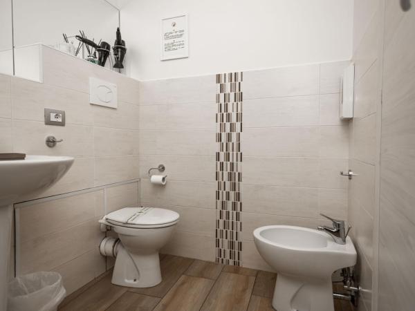 Il Tiro Rooms : photo 8 de la chambre chambre double avec salle de bains privative