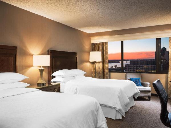 Sheraton Memphis Downtown Hotel : photo 1 de la chambre chambre double traditionnelle avec 2 lits doubles