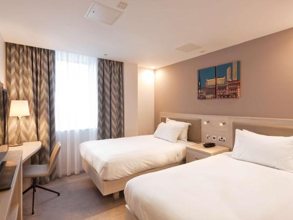 Hampton By Hilton Leeds City Centre : photo 5 de la chambre chambre lits jumeaux