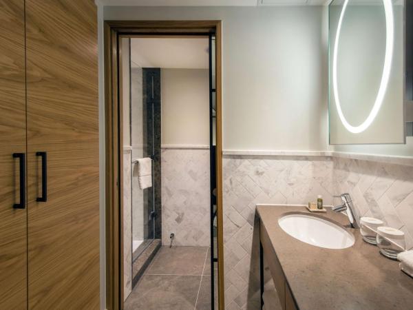 Lincoln Plaza Hotel London, Curio Collection By Hilton : photo 2 de la chambre chambre lit queen-size 