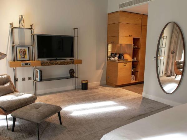 Lincoln Plaza Hotel London, Curio Collection By Hilton : photo 2 de la chambre chambre lit king-size deluxe