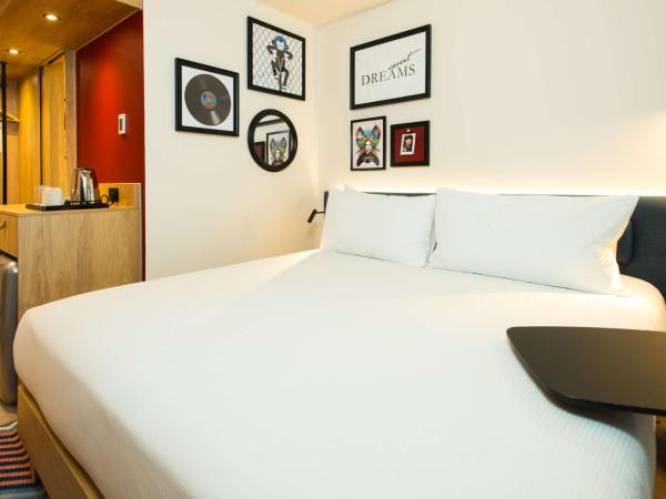 Hampton by Hilton London Park Royal : photo 2 de la chambre chambre lit king-size