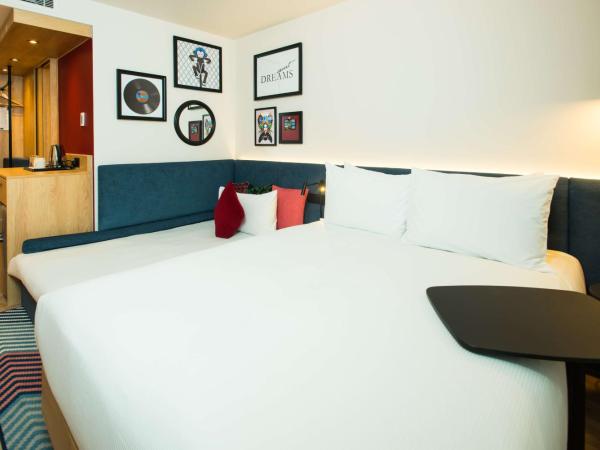 Hampton by Hilton London Park Royal : photo 5 de la chambre chambre lit queen-size avec canapé-lit