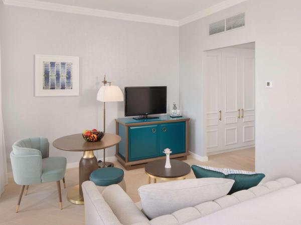 Hilton Imperial Dubrovnik : photo 3 de la chambre chambre king exécutive avec vue sur la mer