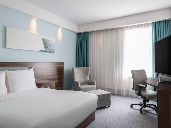 Hampton by Hilton Amsterdam Centre East : photo 2 de la chambre chambre lit queen-size