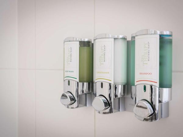 Hampton by Hilton Amsterdam Centre East : photo 5 de la chambre chambre lit queen-size