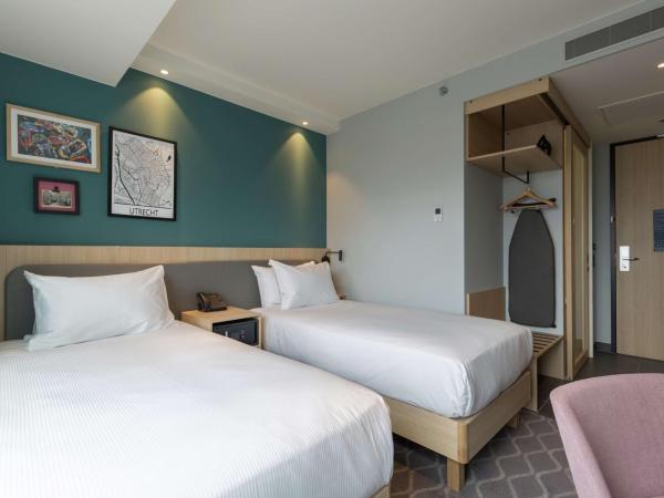 Hampton By Hilton Utrecht Centraal Station : photo 2 de la chambre chambre lits jumeaux