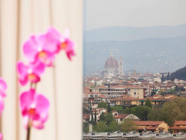 Hilton Florence Metropole : photo 4 de la chambre chambre lit king-size deluxe - vue sur ville