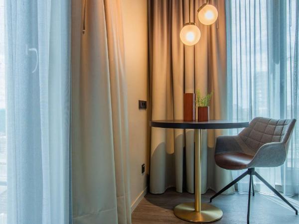 Hilton Garden Inn Mannheim : photo 3 de la chambre chambre lit king-size supérieure avec canapé-lit