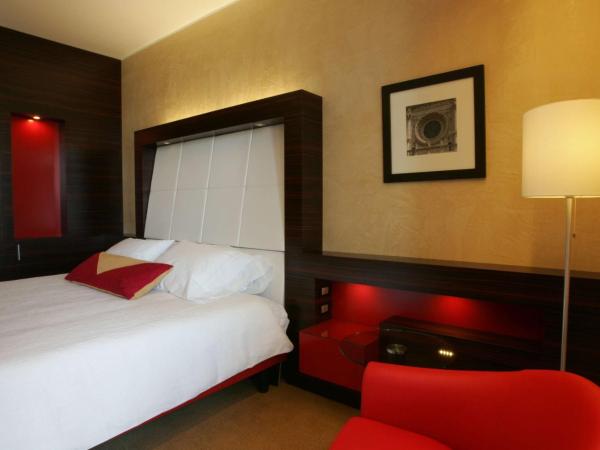 Hilton Garden Inn Lecce : photo 1 de la chambre chambre lit king-size