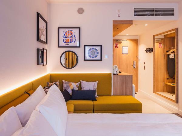 Hampton by Hilton Łódź City Center : photo 2 de la chambre chambres familiales communicantes