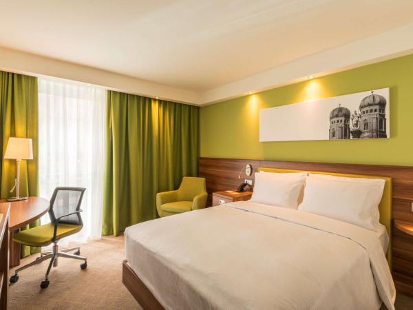 Hampton By Hilton Munich City West : photo 2 de la chambre chambre lit queen-size - non-fumeurs