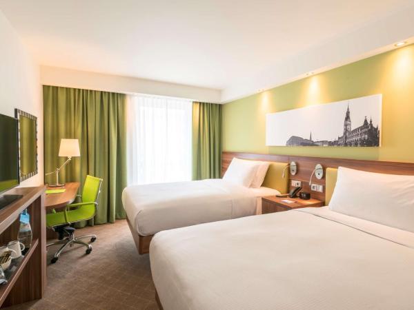 Hampton By Hilton Munich City West : photo 1 de la chambre chambre lits jumeaux - non-fumeurs