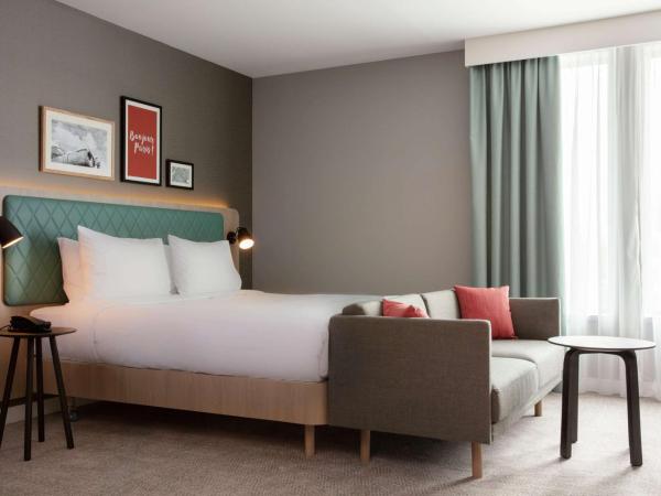 Hilton Garden Inn Paris Orly Airport : photo 3 de la chambre chambre lit king-size avec canapé-lit