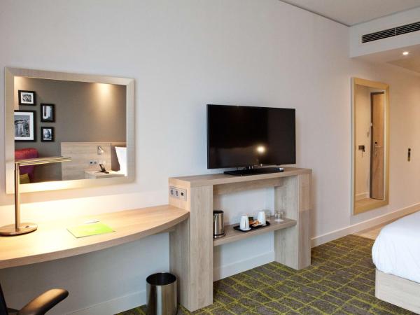 Hampton By Hilton Dortmund Phoenix See : photo 2 de la chambre chambre lit queen-size - non-fumeurs