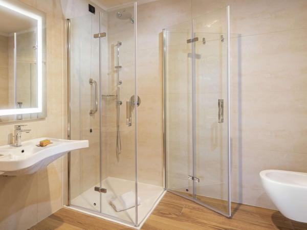 DoubleTree by Hilton Brescia : photo 4 de la chambre chambre lit king-size - accessible aux personnes à mobilité réduite