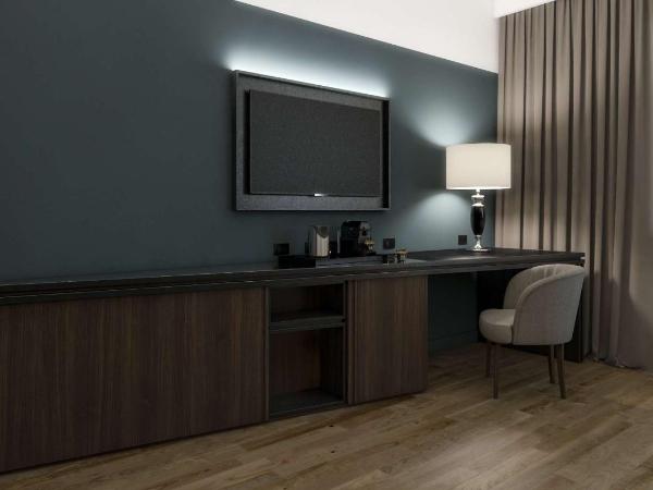 DoubleTree by Hilton Brescia : photo 5 de la chambre chambre lit king-size deluxe