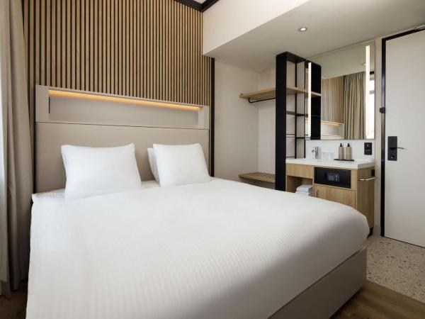 Motto By Hilton Rotterdam Blaak : photo 2 de la chambre chambre lit king-size