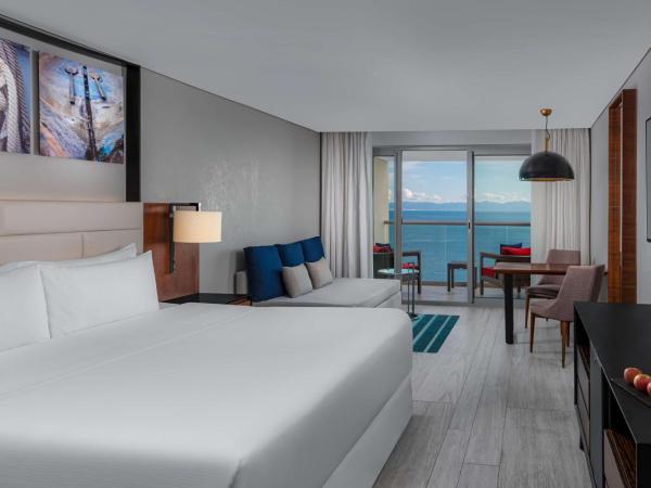 Hilton Vallarta Riviera All-Inclusive Resort,Puerto Vallarta : photo 1 de la chambre chambre lit king-size côté océan
