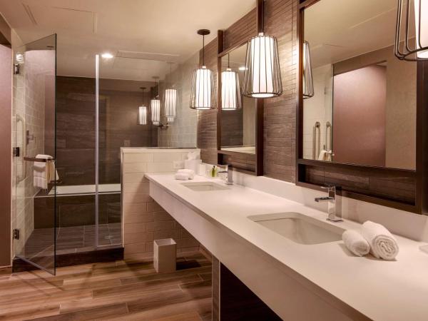 Hilton Denver City Center : photo 7 de la chambre suite lit king-size présidentielle 1 chambre