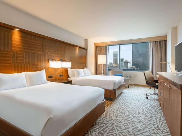 Hilton New York Times Square : photo 1 de la chambre chambre double avec 2 lits doubles - non-fumeurs