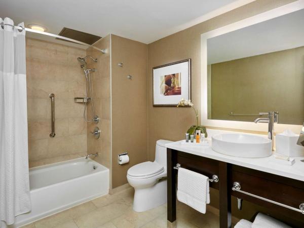 The Inn at Penn, A Hilton Hotel : photo 4 de la chambre chambre double avec 2 lits doubles