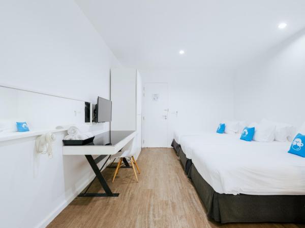 Blu Monkey Bed & Breakfast Phuket : photo 4 de la chambre chambre triple supérieure