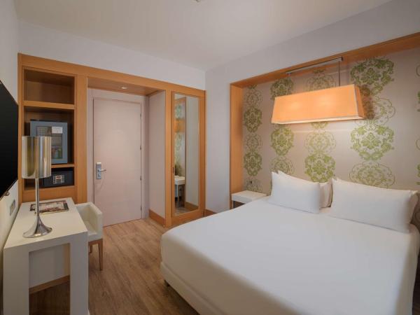 NH Genova Centro : photo 1 de la chambre chambre double ou lits jumeaux standard