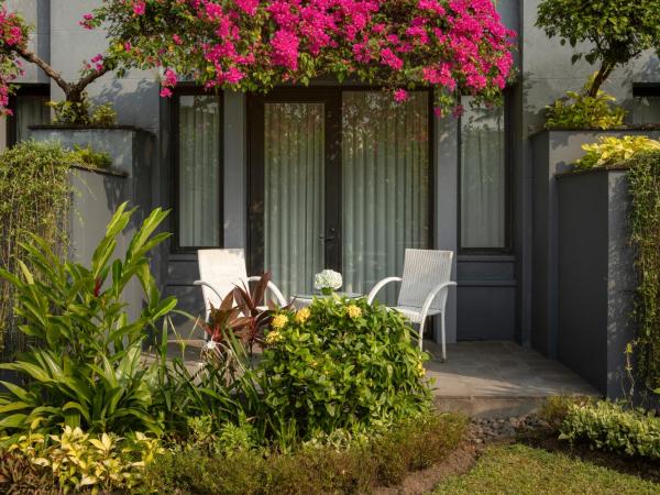 Hyatt Regency Yogyakarta : photo 2 de la chambre chambre lits jumeaux avec terrasse et accès au club