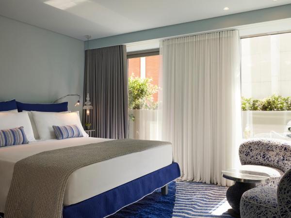 Hotel Fresh : photo 2 de la chambre chambre chill avec balcon et douche