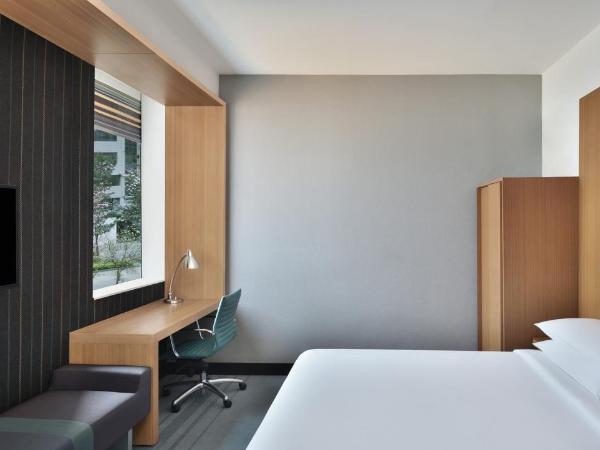 Aloft Bengaluru Outer Ring Road : photo 4 de la chambre guest room, 1 king, city view