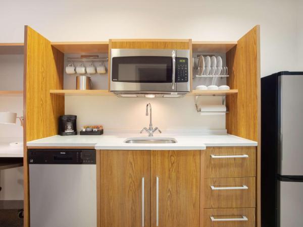 Home2 Suites Charlotte I-77 South : photo 4 de la chambre suite studio lit king-size - non-fumeurs