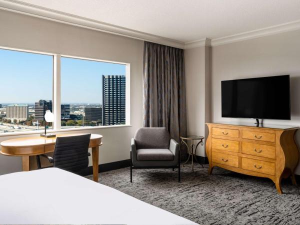 Hilton Dallas Lincoln Centre : photo 2 de la chambre chambre lit king-size deluxe