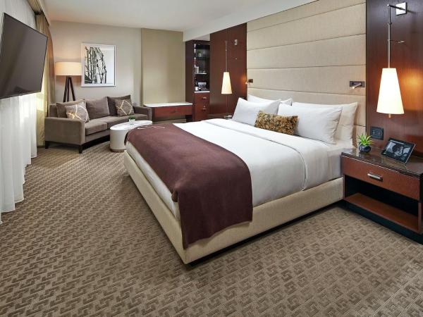 The Statler Dallas, Curio Collection By Hilton : photo 2 de la chambre chambre lit king-size premium