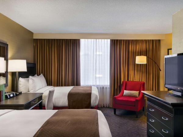 Doubletree by Hilton Los Angeles Downtown : photo 3 de la chambre suite avec 2 lits queen-size