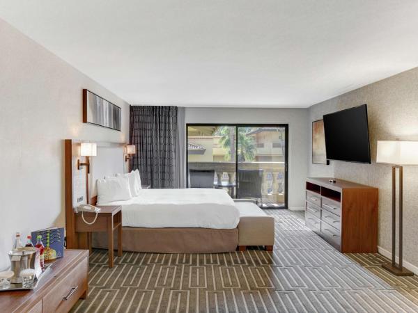 Hilton Phoenix Tapatio Cliffs Resort : photo 3 de la chambre suite 2 chambres avec 2 lits king-size