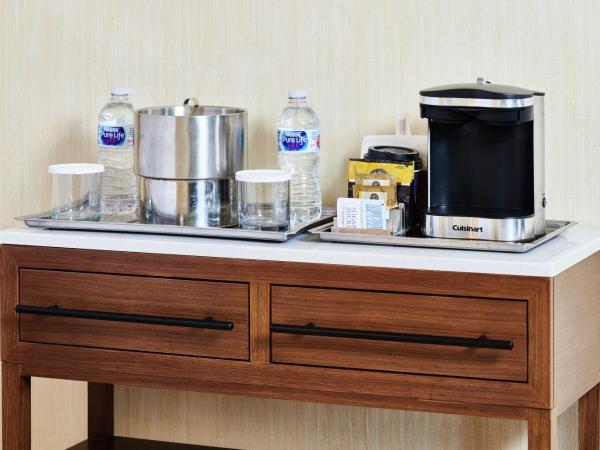 DoubleTree by Hilton Hotel Salt Lake City Airport : photo 3 de la chambre chambre double avec 2 lits doubles